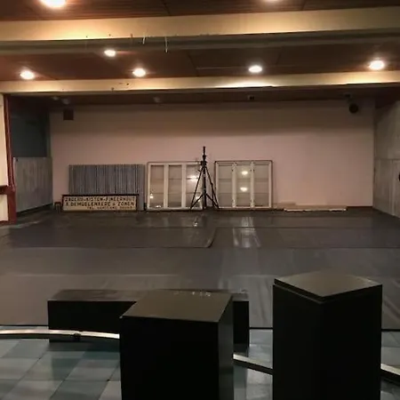 Eventyrligt Og Rummeligt Hus Med Havudsigt