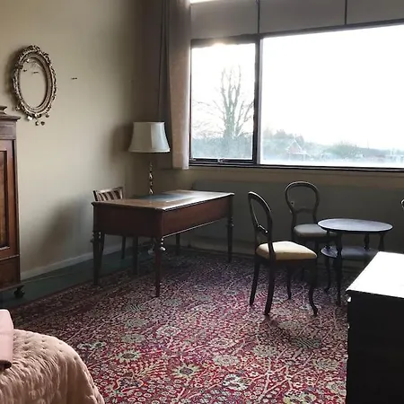 Eventyrligt Og Rummeligt Hus Med Havudsigt Villa